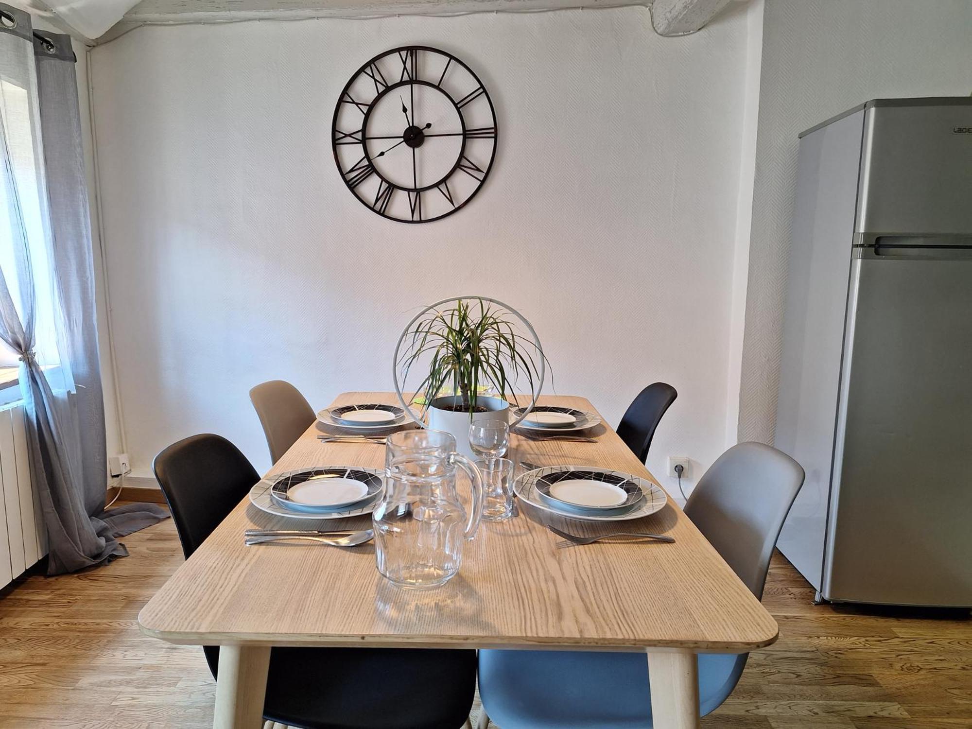 Apartment La Porte De La Dombes - Centre - 50m2 - Classe 3 Etoiles Montluel